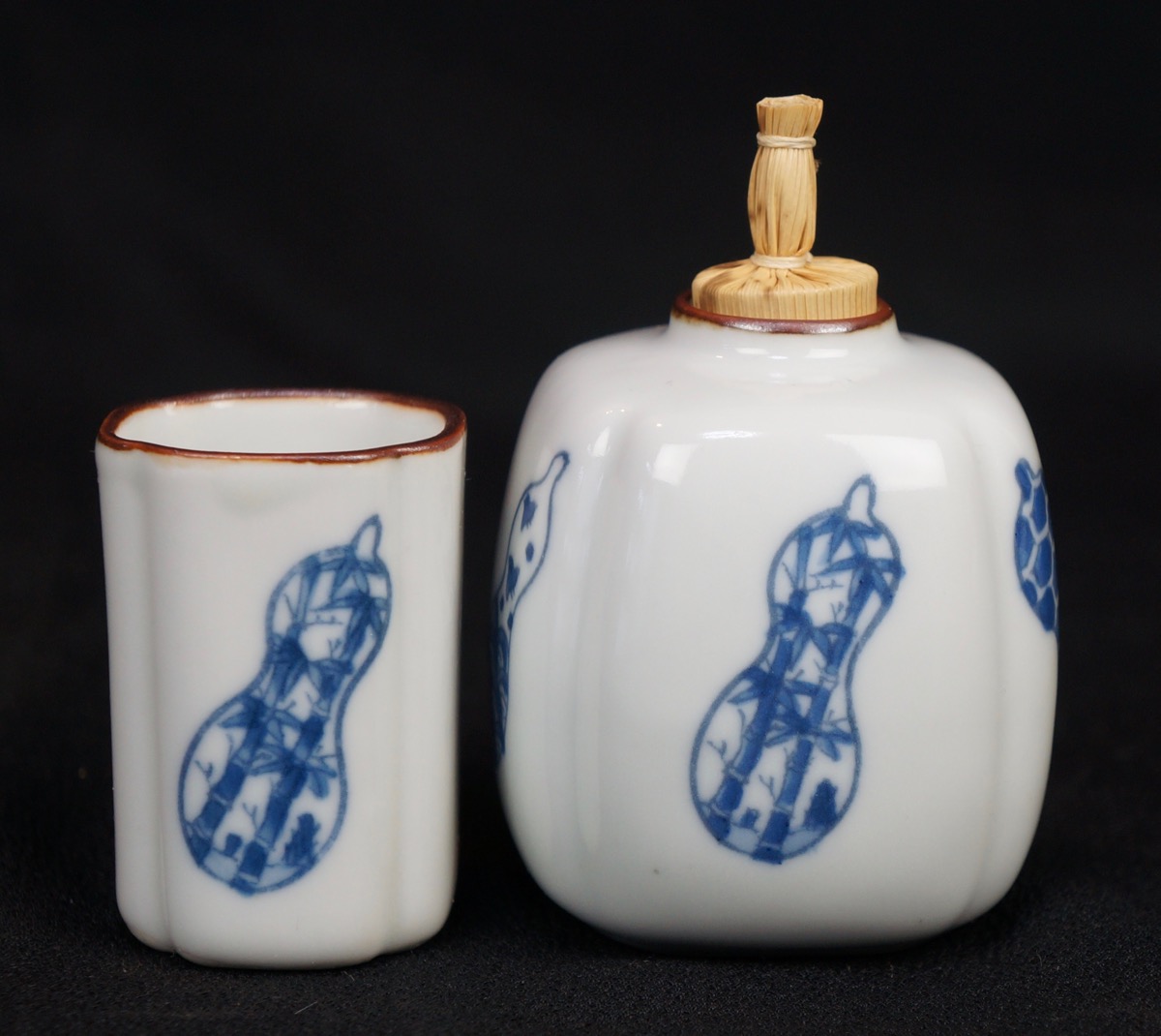 Tea leaf holder 1950s