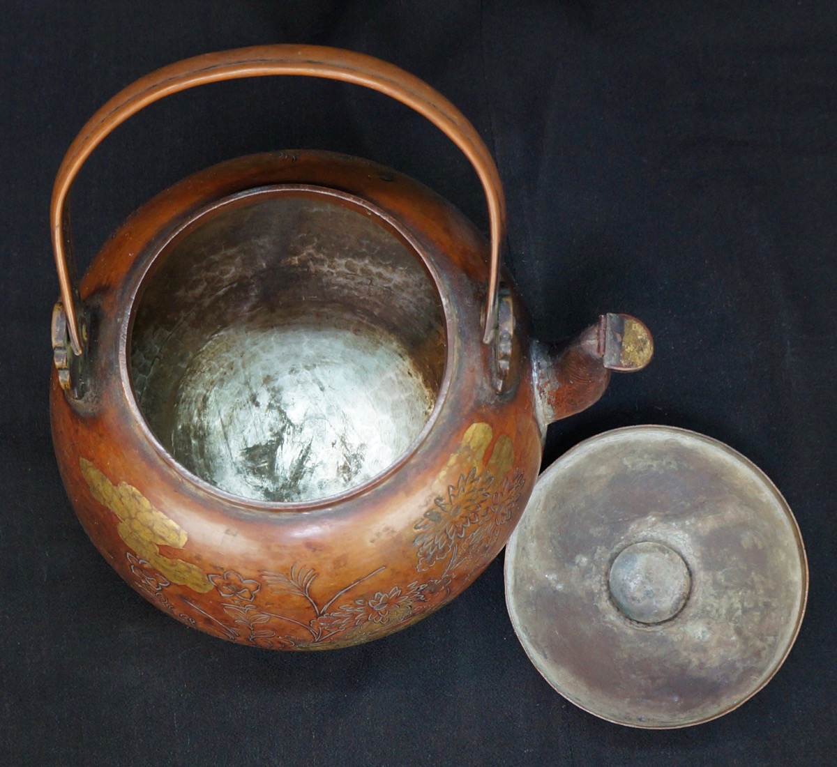 Antique bronze kettle Yakan Japan hammered floral motif 1900 Japanese