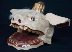 Shishi lion carving 1950s
