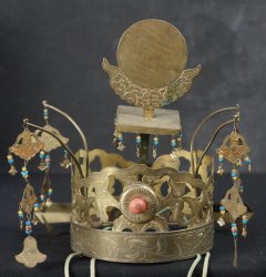 Shinto maiden head crown 1880