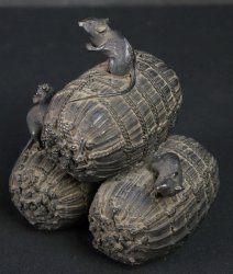 Nezumi mouse bronze 1900
