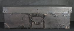 Mochidansu antique chest 1800