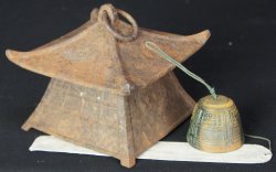 Garden bell 1900