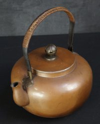 Yakan bronze kettle1900