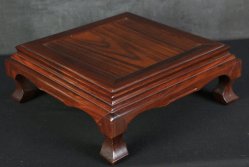 Koro stand 1950 wood