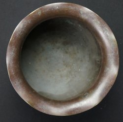 Bukuro bronze basin 1900