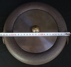 Kiku Mon Chagama 1980