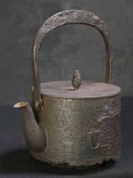 Japanese Nambu kettle1900
