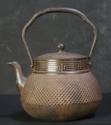 Silver spout Nambu 1900