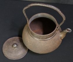 Silver spout Nambu 1900