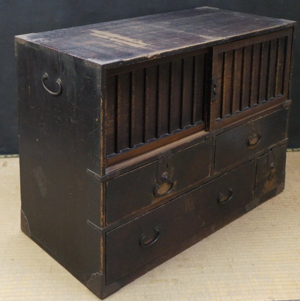Edo Tansu1800