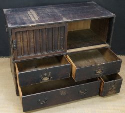 Edo Tansu1800