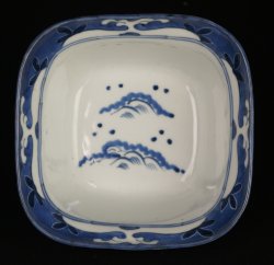Sagi bird bowl 1880