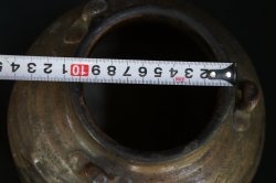 Antique Bizen Tsubo 1700