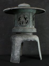 Japanese garden lamp 1900