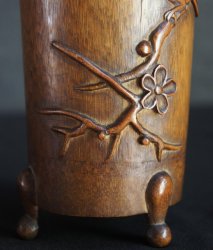 Bamboo carving 1900 Suzume