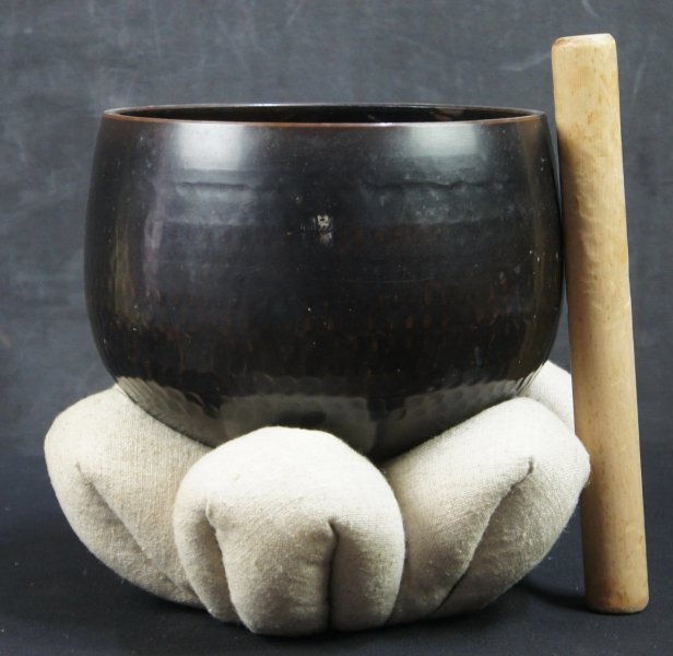 Bell 1950 chanting tool
