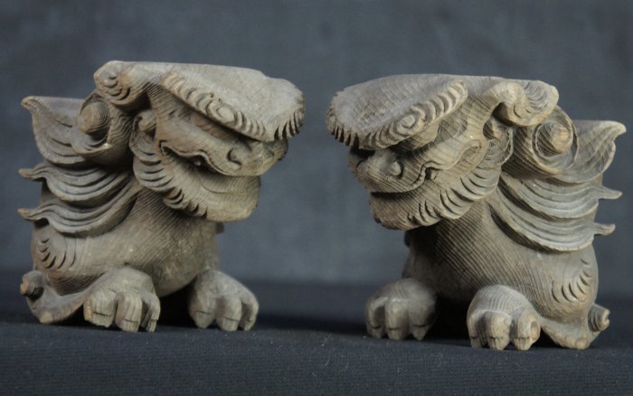 Lion/dog Shishi temple 1800