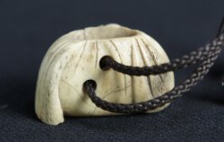 Ox bone Netsuke 1700