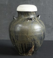Cha-tsubo tea leaf vase1980