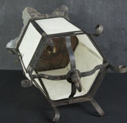 Temple Tsuridoro lamp1880