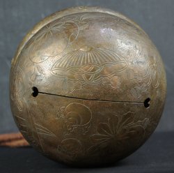 Takaramono bell Suzu 1800
