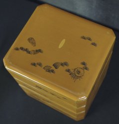 Jyubako sea shells 1900