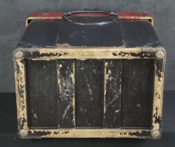 Kabuto-Tansu 1750
