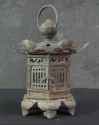Antique temple lantern 1750 Tsuridoro