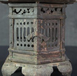 Antique temple lantern 1750 Tsuridoro