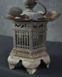 Antique temple lantern 1750 Tsuridoro