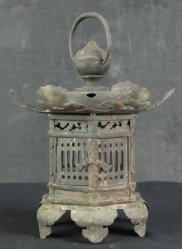 Antique temple lantern 1750 Tsuridoro