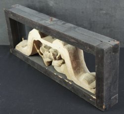 Tsubaki temple ornament 1800