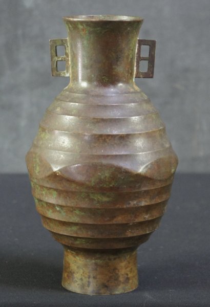 Minimalist bronze1930