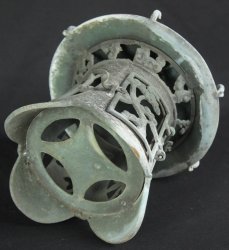 Tsuridoro lantern 1900 garden