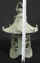 Tsuridoro lantern 1900 garden