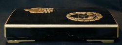 Nurimono box 1900s