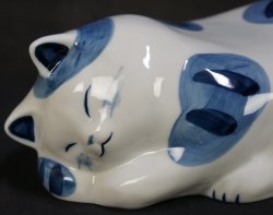 Makura-Neko pillow 1980