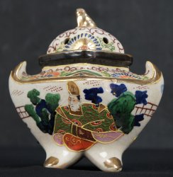 Satsuma censer 1920