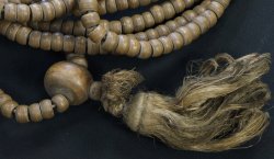 Buddhist Zen monk chanting beads 1800