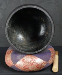 Temple chanting bell 1960