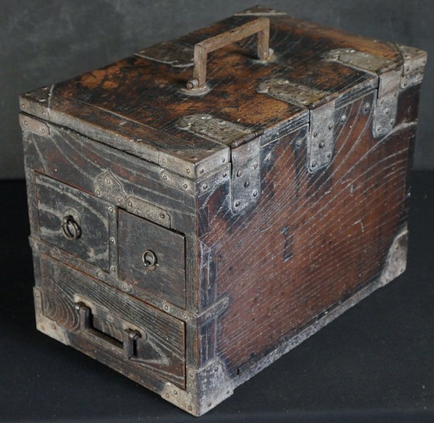 Antique Suzuribako 1700
