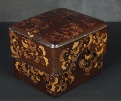 Antique Bento box 1800