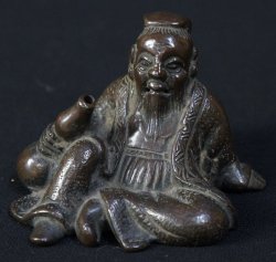 Antique bronze Suiteki 1700