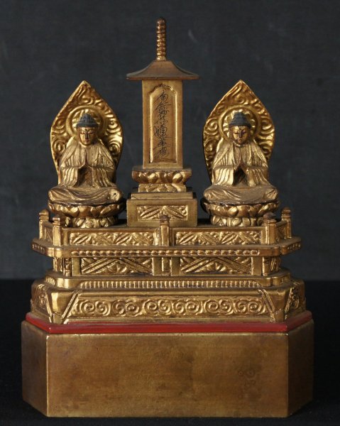 Antique Butsuzo shrine 1800