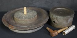 Antique Chausu tea mill 1800