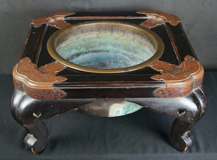 Antique Hibachi Edo craft 1800