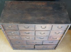 Antique Hikidashi-Tansu 1827