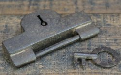 Antique Japan iron Kagi 1800