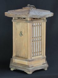 Andon lantern wood 1900